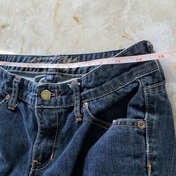Tommy Hilfiger distressed women's jeans si… - Picture 11 of 11
